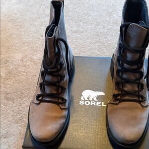 Sorel Tan and Black Lace-Up Boots